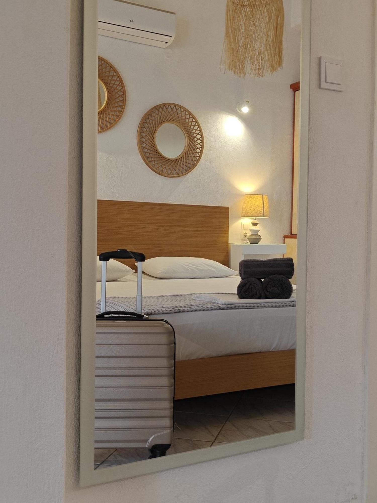 Del Sol Suites Skiathos Town Exterior photo